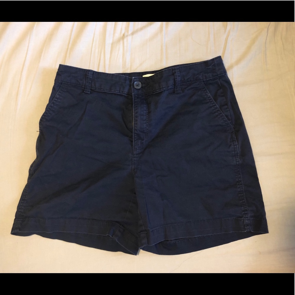 A New Day Shorts. Size 6